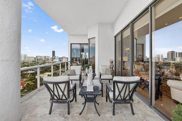 3598 Yacht Club Drive PH2, Aventura, FL 33180