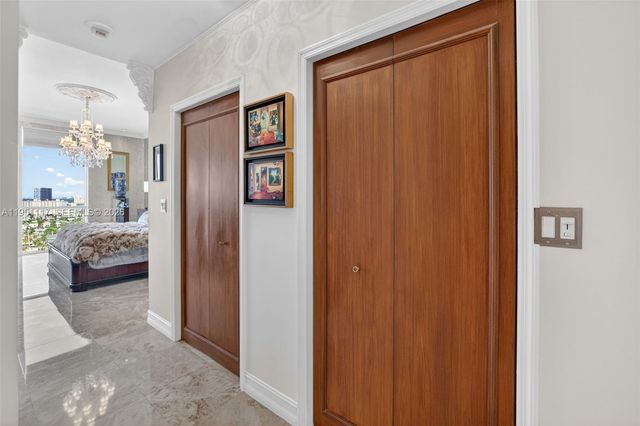 3598 Yacht Club Drive PH2, Aventura, FL 33180