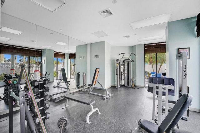3598 Yacht Club Drive PH2, Aventura, FL 33180
