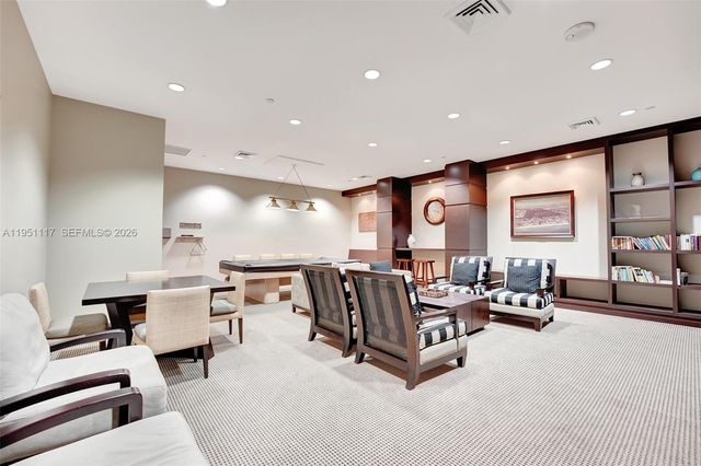 3598 Yacht Club Drive PH2, Aventura, FL 33180