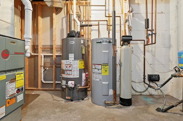 2029 W Springbrook Trail, Mora, MN 55051