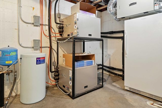 2029 W Springbrook Trail, Mora, MN 55051