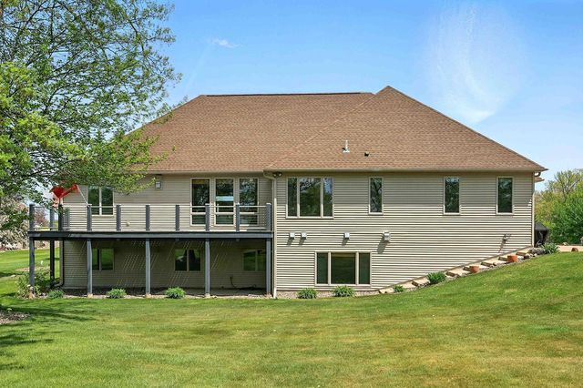 2029 W Springbrook Trail, Mora, MN 55051