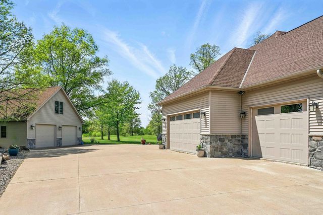 2029 W Springbrook Trail, Mora, MN 55051