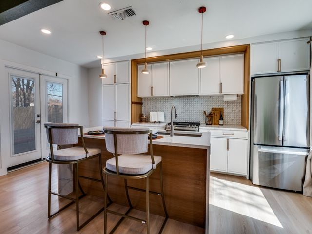 111 Halsey Street, Dallas, TX 75224