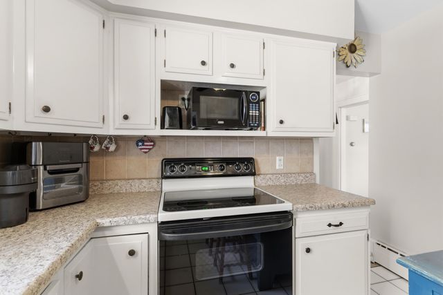 611 Coolidge Avenue, Manchester, NH 03102