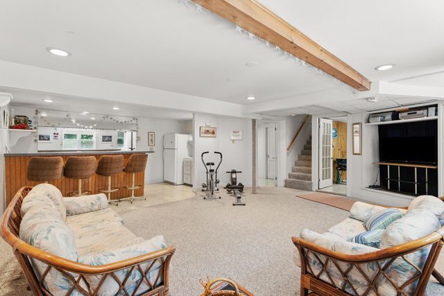 611 Coolidge Avenue, Manchester, NH 03102