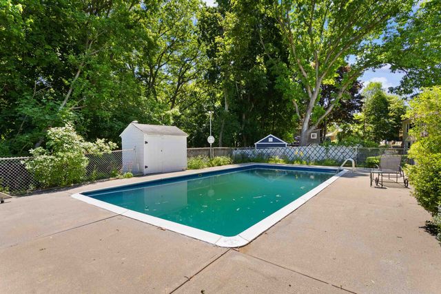 611 Coolidge Avenue, Manchester, NH 03102