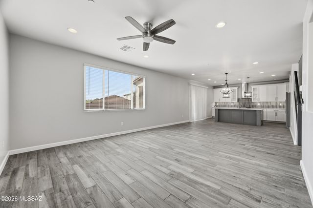 13869 E Red Oaks Drive, Vail, AZ 85641
