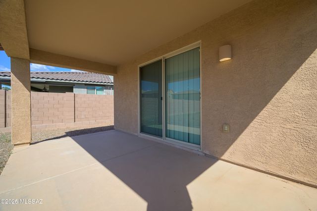 13869 E Red Oaks Drive, Vail, AZ 85641