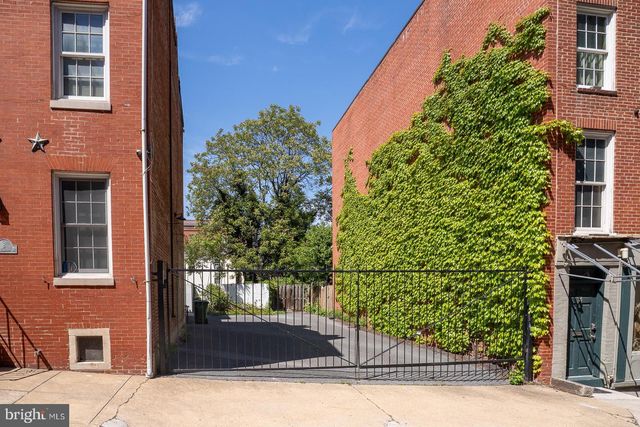 10 E HAMILTON ST E, Baltimore, MD 21202