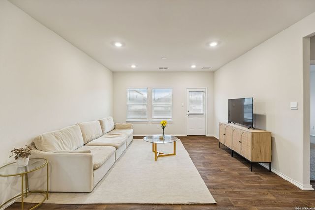 4550 Meerkat, Converse, TX 78109