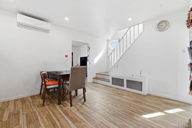 38 Fordham Street, Williston Park, NY 11596