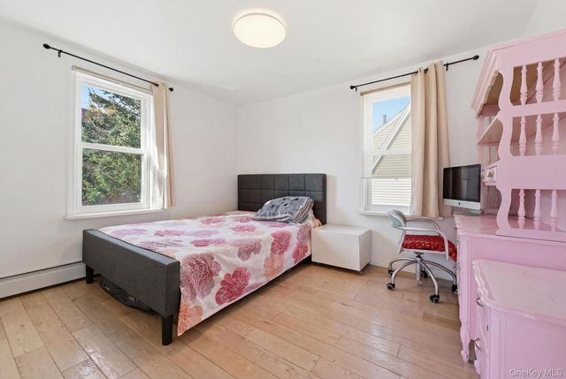 38 Fordham Street, Williston Park, NY 11596