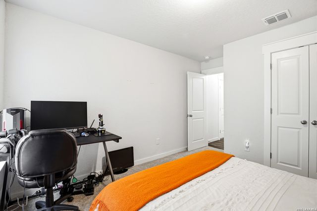 3834 GLENLOCH WAY, Converse, TX 78109