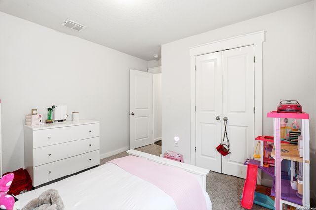 3834 GLENLOCH WAY, Converse, TX 78109