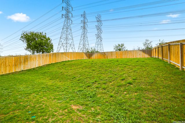 3834 GLENLOCH WAY, Converse, TX 78109