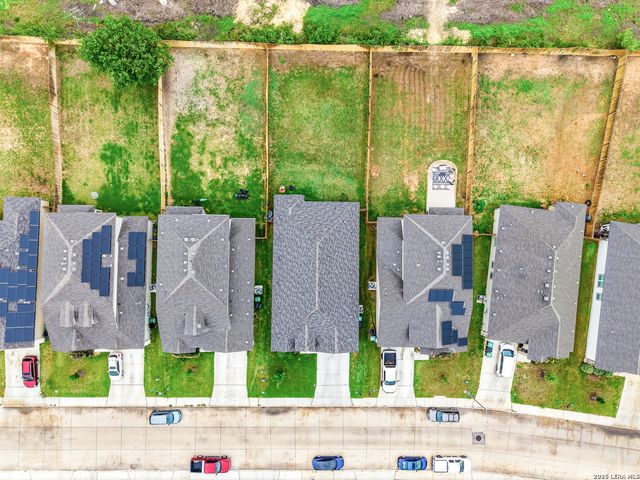 3834 GLENLOCH WAY, Converse, TX 78109