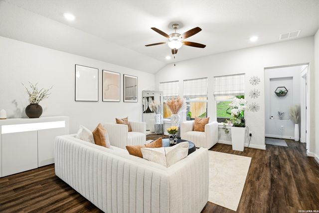 3834 GLENLOCH WAY, Converse, TX 78109