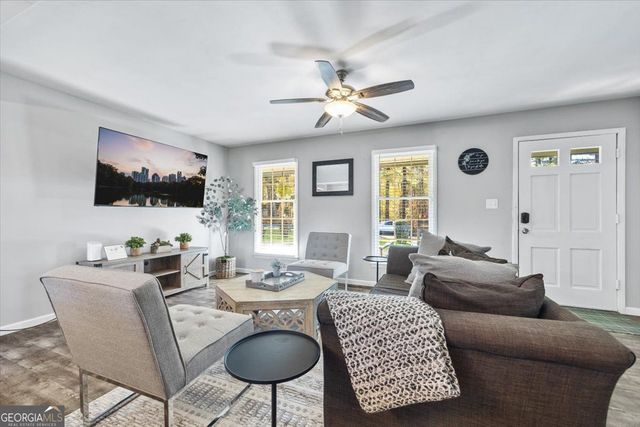 4283 Hiram Lithia Springs Road SW, Powder Springs, GA 30127