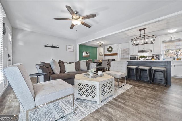 4283 Hiram Lithia Springs Road SW, Powder Springs, GA 30127