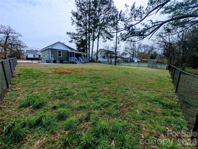 105 Ross Cannon Street, York, SC 29745