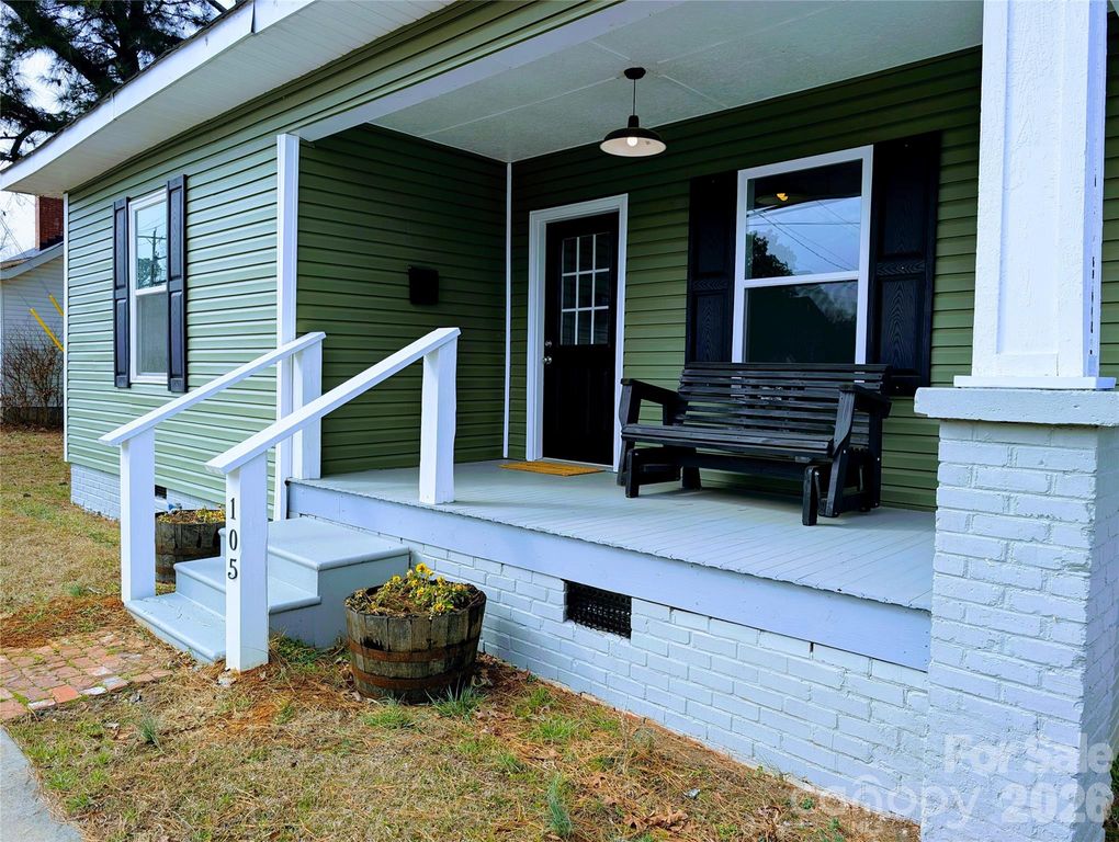 105 Ross Cannon Street, York, SC 29745