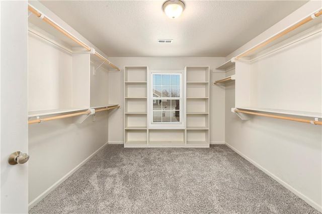 4901 NE 105th Street, Kansas City, MO 64156