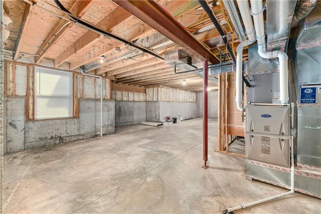 4901 NE 105th Street, Kansas City, MO 64156