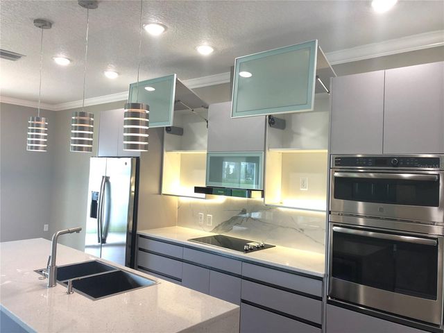 1927 GREENBRIAR TERRACE, Davenport, FL 33837