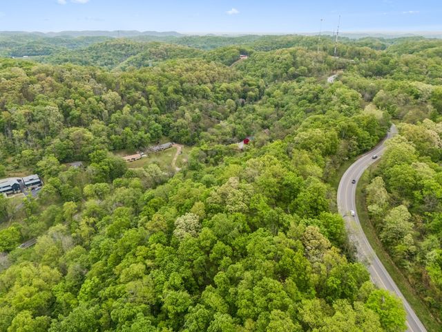 2288 N Berrys Chapel Rd, Franklin, TN 37069