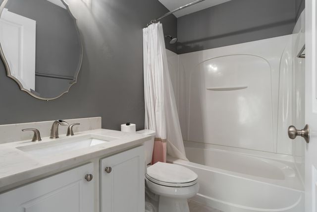 5595 Crystal Falls Street, 48, Dublin, OH 43016