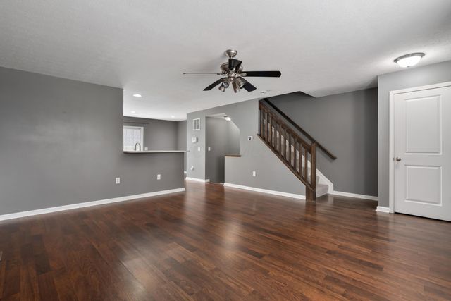 5595 Crystal Falls Street, 48, Dublin, OH 43016