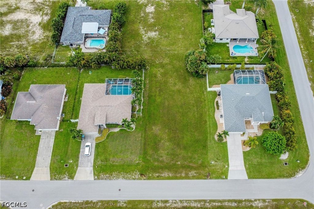 3223 SW 7th LN, Cape Coral, FL 33991