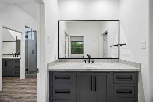 2734 Peninsulas Drive, Missouri City, TX 77459