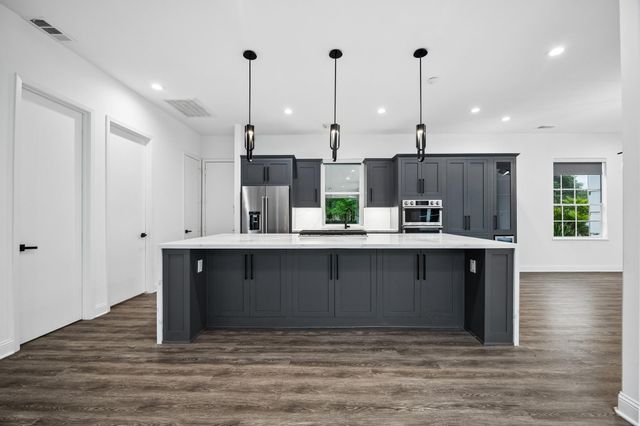 2734 Peninsulas Drive, Missouri City, TX 77459