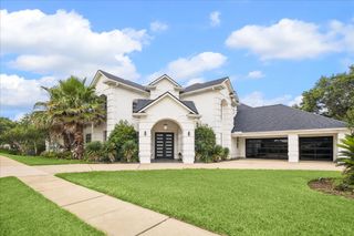 2734 Peninsulas Drive, Missouri City, TX 77459