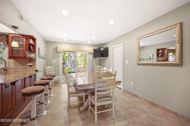 23 Fairview Road, Marlboro, NJ 07746