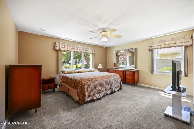 23 Fairview Road, Marlboro, NJ 07746