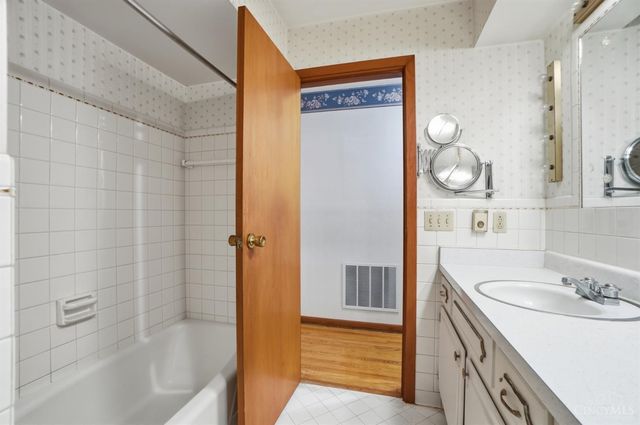 6501 Locust Lane, Middletown, OH 45044