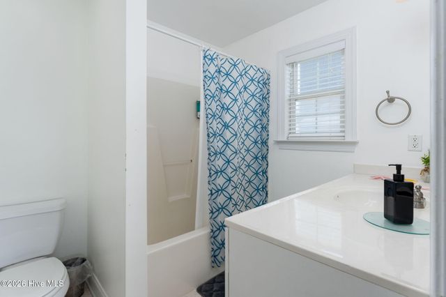 1324 New River Inlet Road, Sneads Ferry, NC 28460