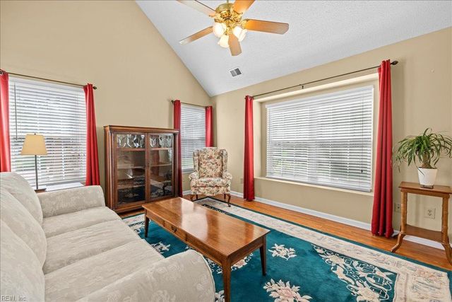 1123 Shoal Creek TRL, Chesapeake, VA 23320