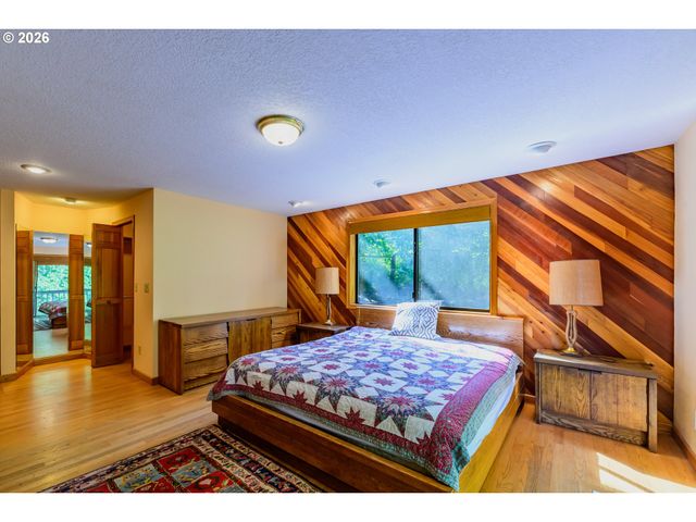 85465 EAGLES AERIE Rd, Eugene, OR 97405