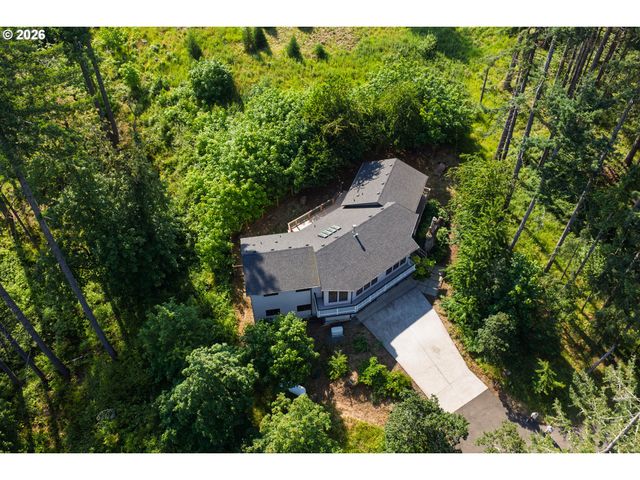 85465 EAGLES AERIE Rd, Eugene, OR 97405