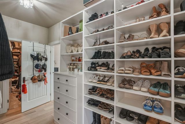 1041 E Timber Pine Drive, Sisters, OR 97759