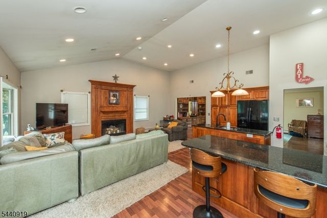 101 Rolling Ridge Rd, West Milford Twp., NJ 07480