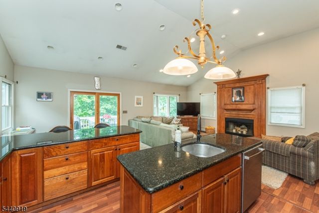101 Rolling Ridge Rd, West Milford Twp., NJ 07480