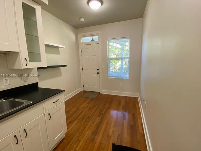 119 Cibao Ct 8, Coral Gables, FL 33134