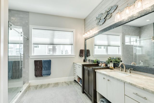 3827 Sea Breeze Lane, Galveston, TX 77554