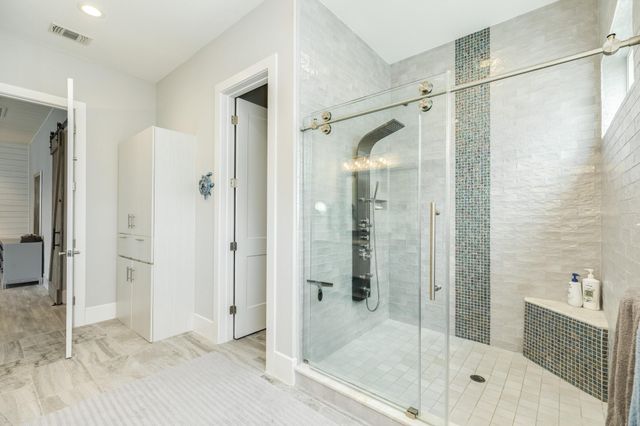 3827 Sea Breeze Lane, Galveston, TX 77554